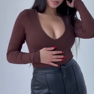 🤎 (NWT) Klassy Network • Deep V Long Sleeve Bramisuit in Brown, XS